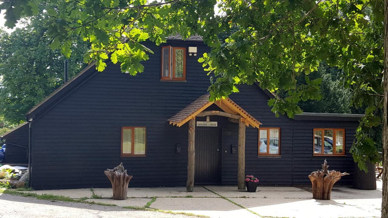 Oakside Lodge Guest House Canterbury Exterior photo